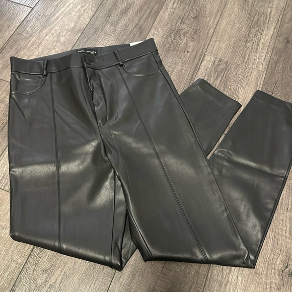 Brand New Zara Faux Leather Leggings - Picture 1 of 4